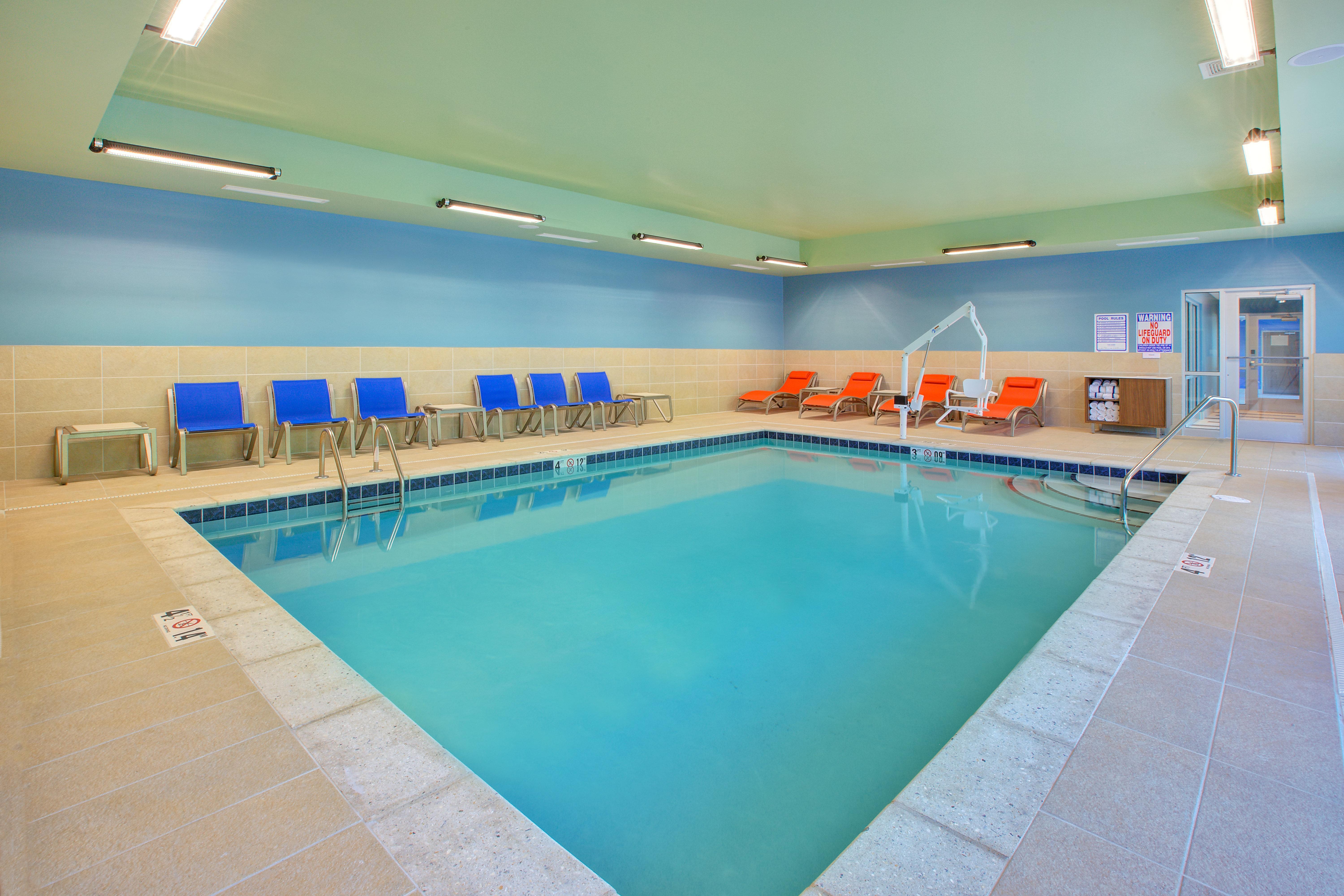 Holiday Inn Express & Suites New Castle By Ihg Exteriör bild